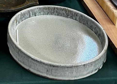 樂久登窯 銅鑼盤 青白 |  Rakutogama Round Tray (Beige)