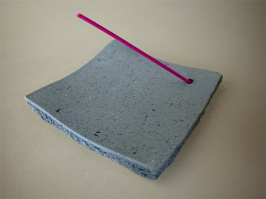 <TSUCHIZA> 瓦香盤 (天然灰黑) |  <TSUCHIZA> Tile Incense Plate (Natural Gray-Black)