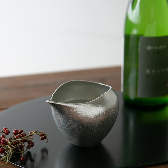 【能作NOUSAKU】小圓片口盅 | Nousaku Sake Pitcher - MADOKA