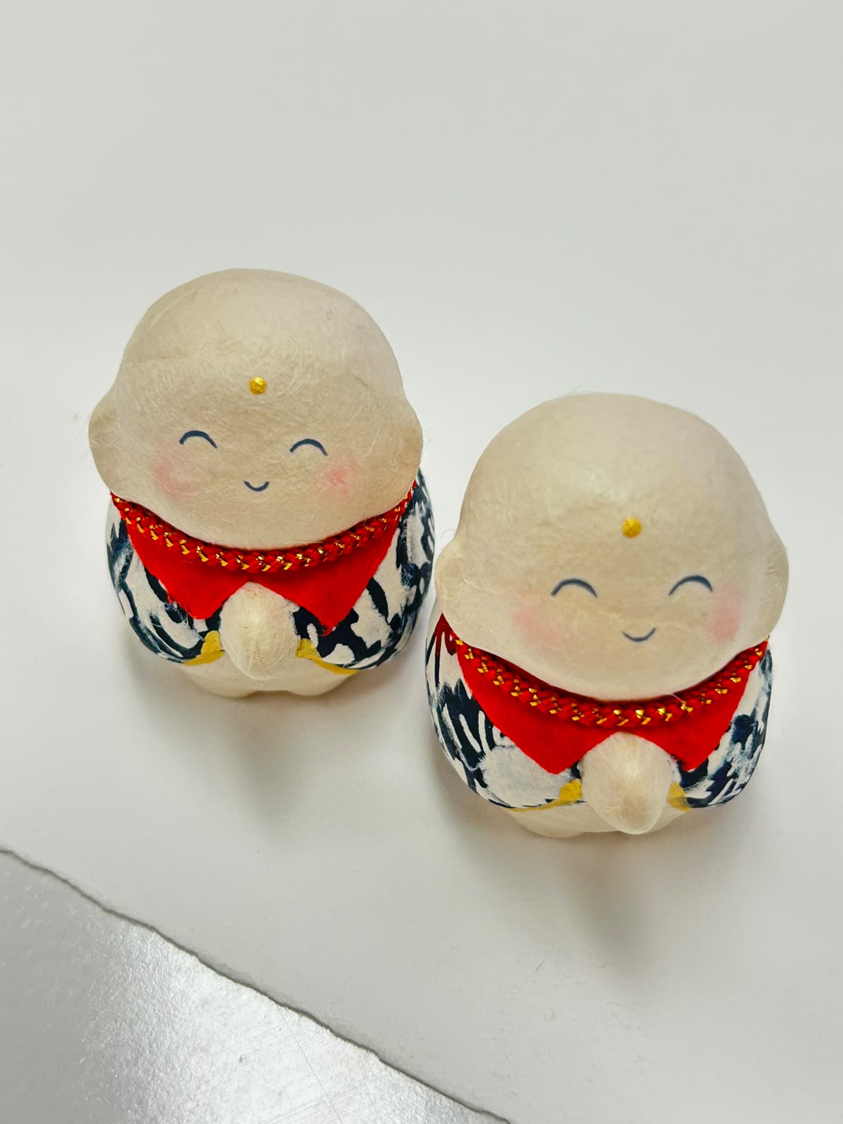 RYUKODO 型染和紙 迷你地藏菩薩像 | RYUKODO Washi Miniature Jizo Bodhisattva Statue