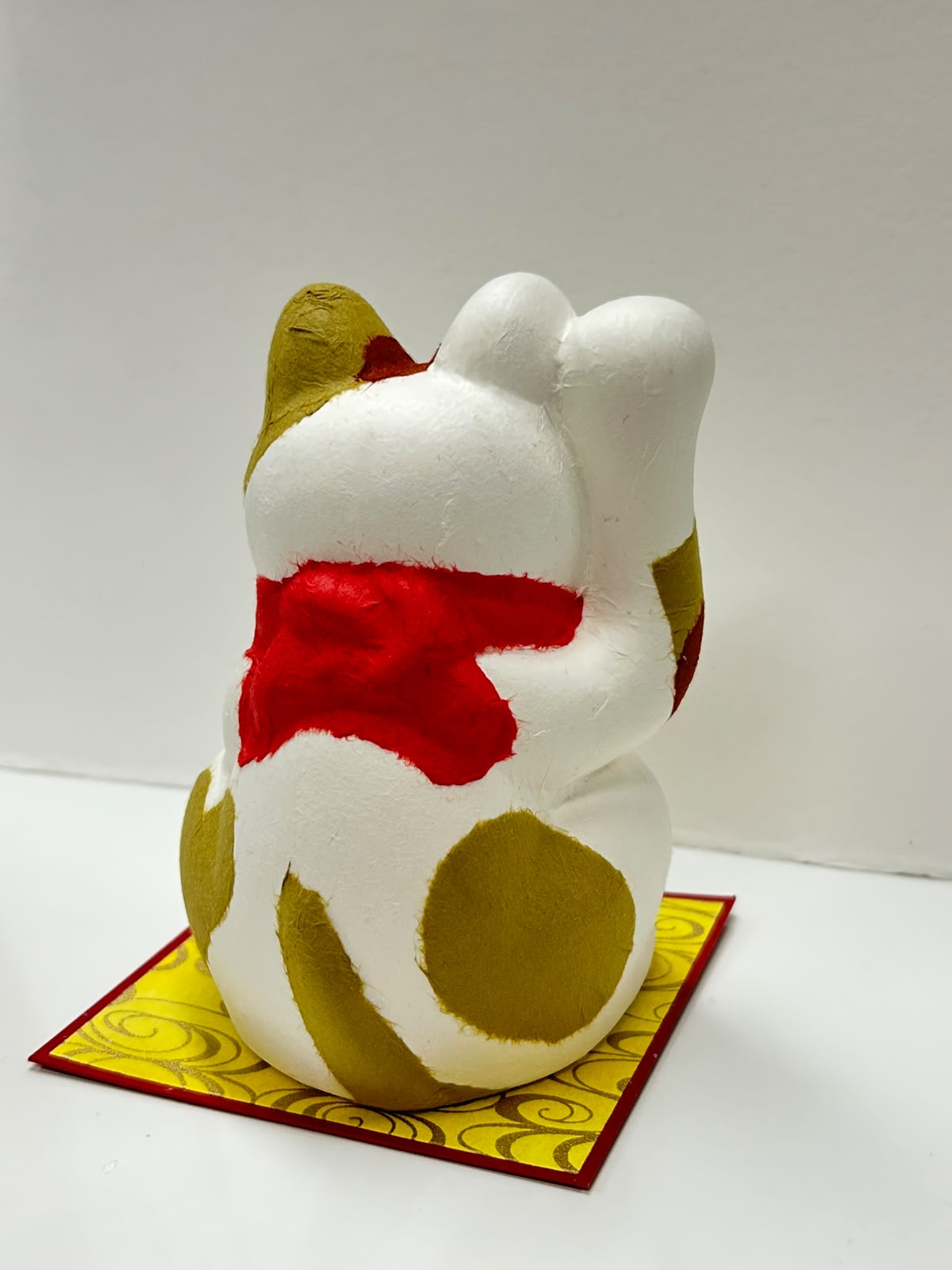 美濃和紙手貼陶瓷人形招財貓 | Mino Washi Paper Hand-Covered Ceramic Maneki Neko