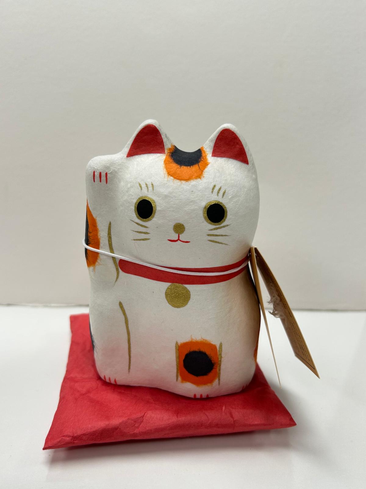 三花貓 套娃娃 | White Cat Nesting Doll