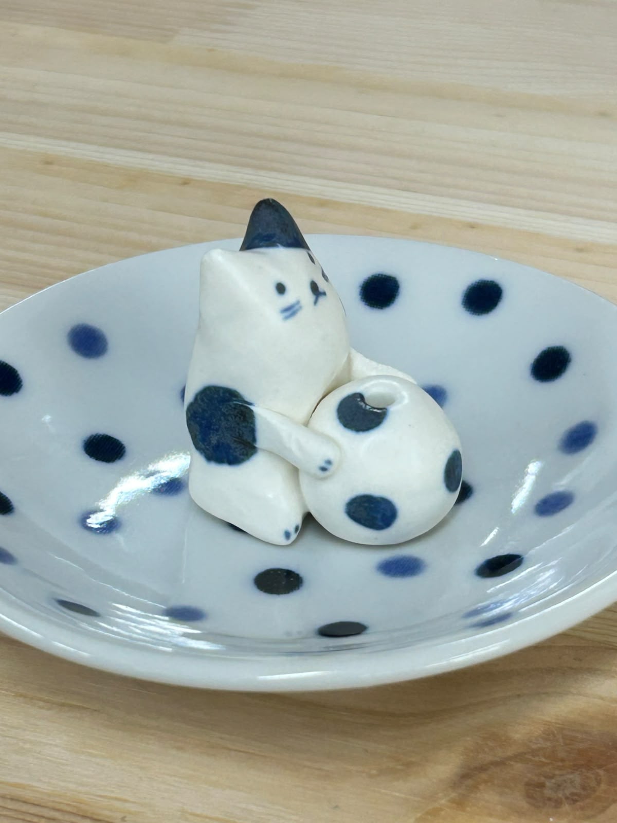 作舍 染貓香立 (丸) | Craftman House Cat Incense Holder (Round)