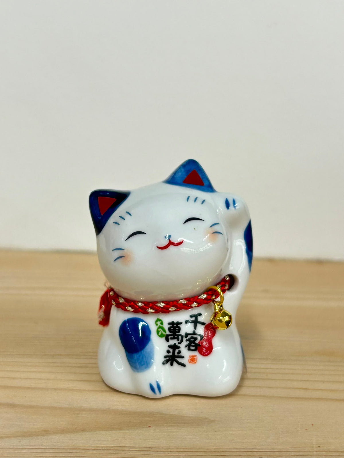 作舍 西木染招財貓 (附鈴鐺 和小籃子)  | Craftman House Nishiki-dyed Hitomimaki Okane Maneki Neko (with bell & Small hand basket)