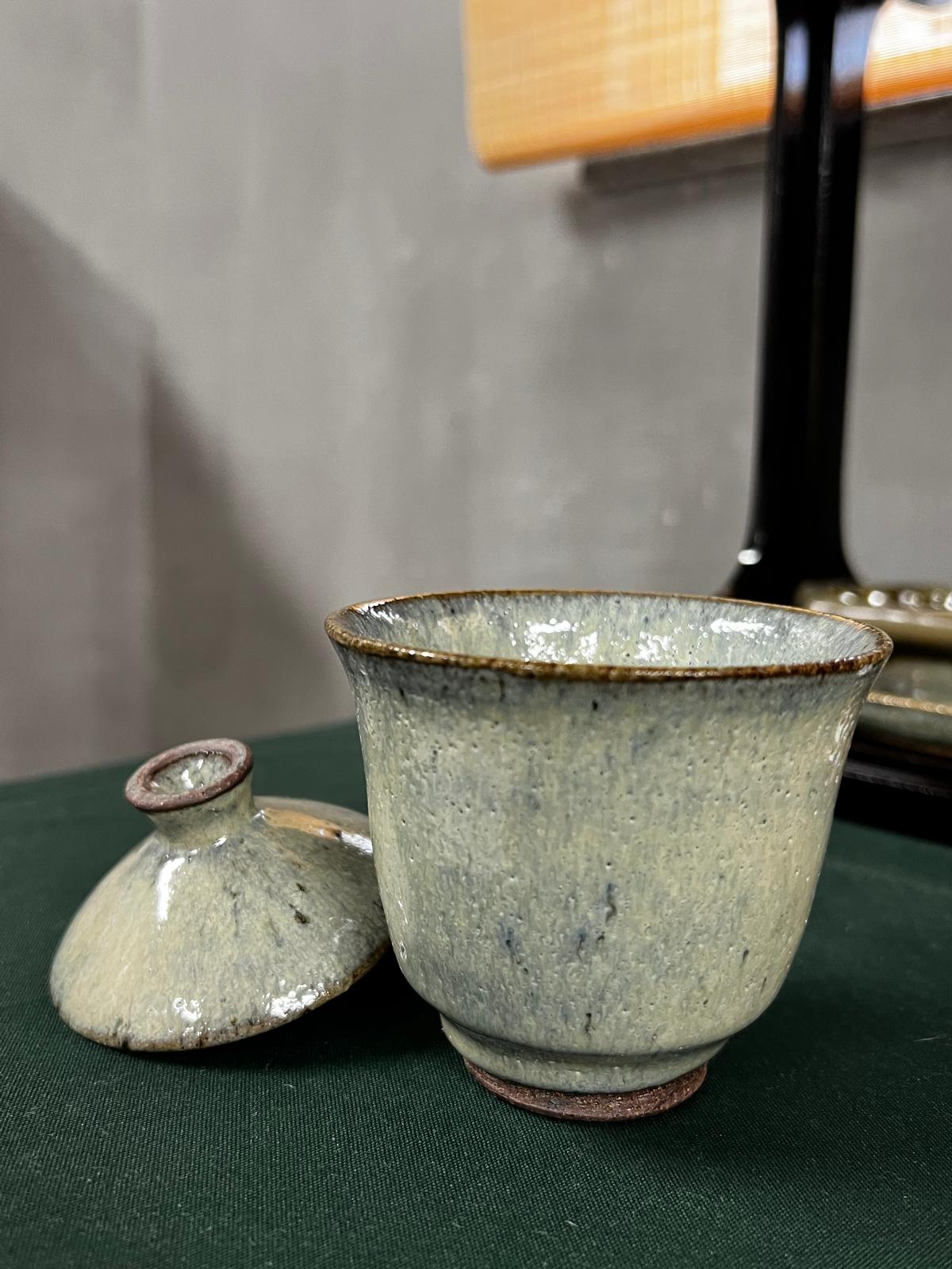 樂久登窯 蓋碗 (小)   | Rakutogama Bowl with Lid (S)