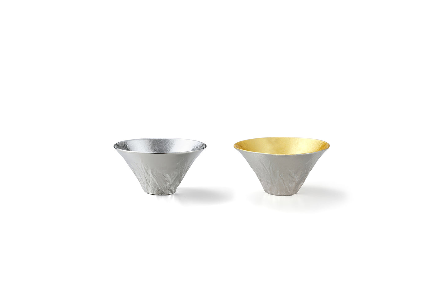 【能作NOUSAKU】富士山清酒對杯桐木禮盒| Nousaku Sake Cup set - FUJIYAMA (Gold and Silver) with Wooden Box